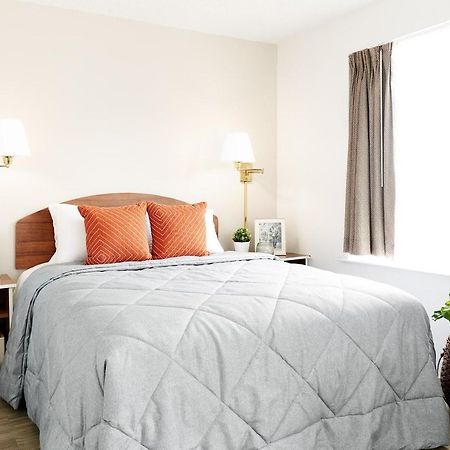 Intown Suites Extended Stay Atlanta Ga - Снеллвилл Экстерьер фото