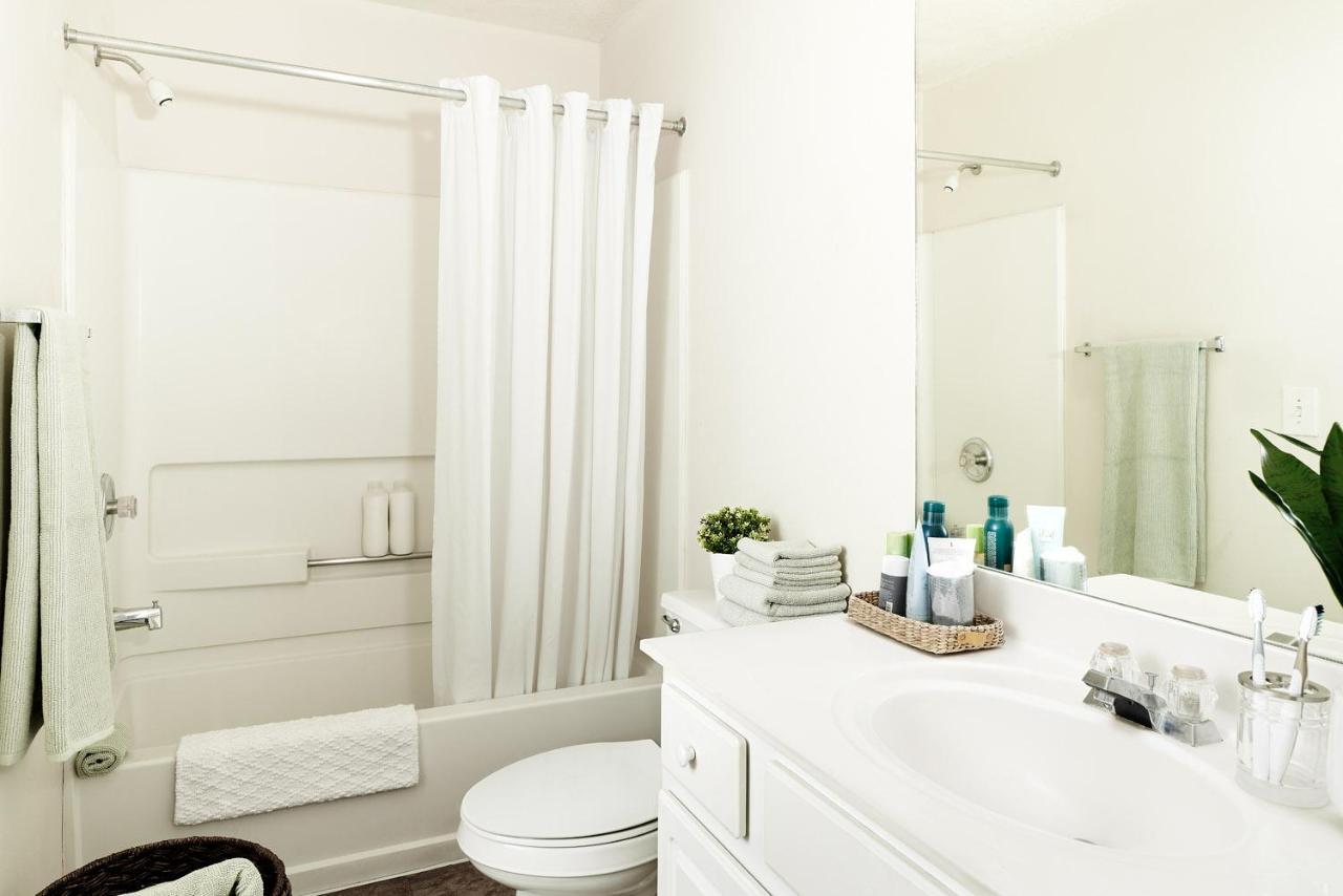 Intown Suites Extended Stay Atlanta Ga - Снеллвилл Экстерьер фото
